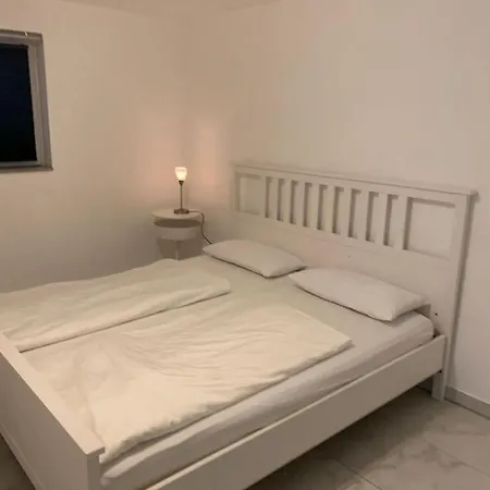Apartment Koochi Ferienwohnung Krefeld